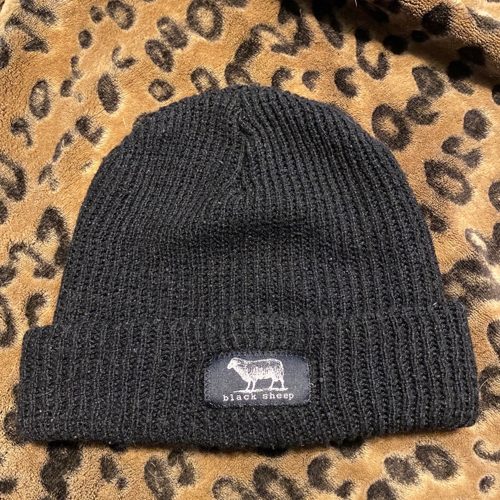 Black sheep skate shop black beanie OS